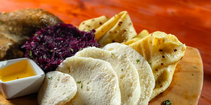 Kačacie hody s lokšami aj knedľou pre 1 alebo 2 osoby v Kôlničke