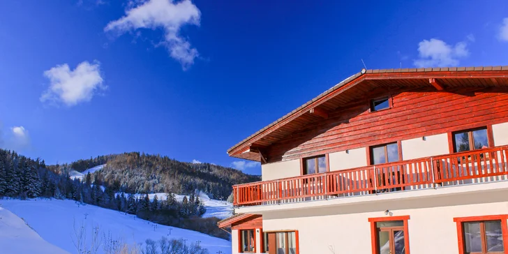 Rodinný hotel v Slovenskom raji priamo pri zjazdovke: polpenzia aj zľava do Aquacity Poprad