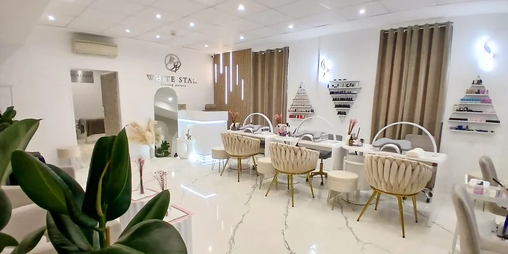 Manikúra alebo pedikúra: klasická, japonská, s gél lakom či lakovaním