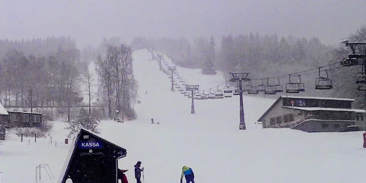 Pohodová dovolenka v Krkonošiach: horský hotel priamo pri zjazdovke, polpenzia