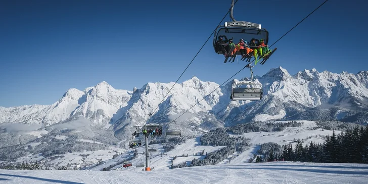 Krásny hotel v Rakúsku hneď pri zjazdovke: polpenzia plus, parádny wellness, herne pre deti