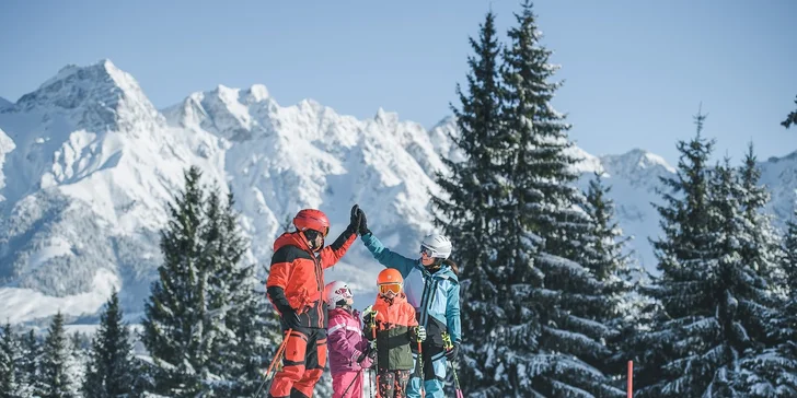 Krásny hotel v Rakúsku hneď pri zjazdovke: polpenzia plus, parádny wellness, herne pre deti