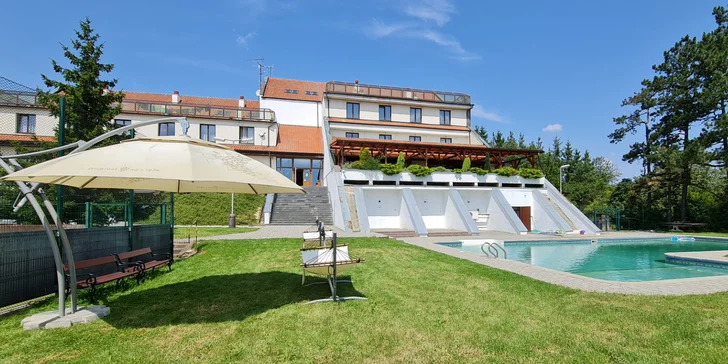 Za krásami Křivoklátska: hotel s raňajkami alebo polpenziou a wellness