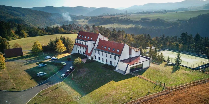 Za krásami Křivoklátska: hotel s raňajkami alebo polpenziou a wellness