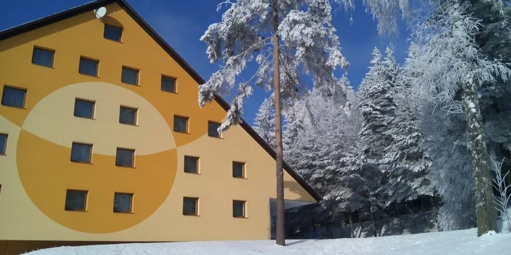 Pobyt na Vysočine: raňajky alebo polpenzia aj neobmedzený vstup do bazéna