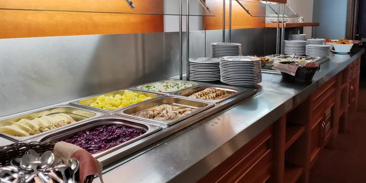 Pobyt na Vysočine: raňajky alebo polpenzia aj neobmedzený vstup do bazéna