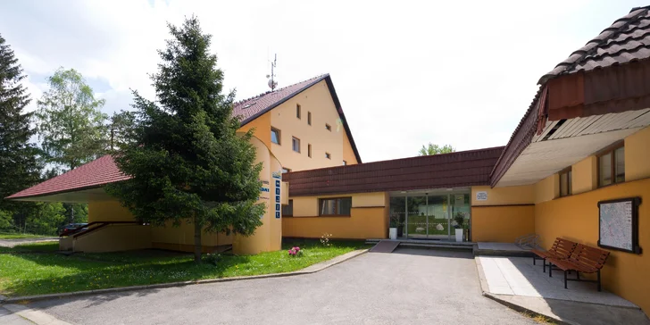 Pobyt na Vysočine: raňajky alebo polpenzia aj neobmedzený vstup do bazéna
