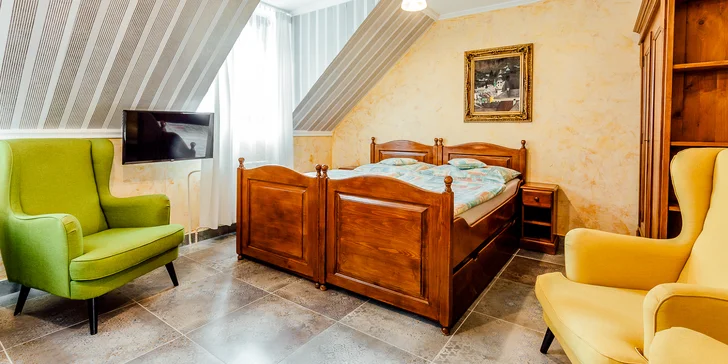 Vkusné ubytovanie s polpenziou v historickom centre Banskej Štiavnice