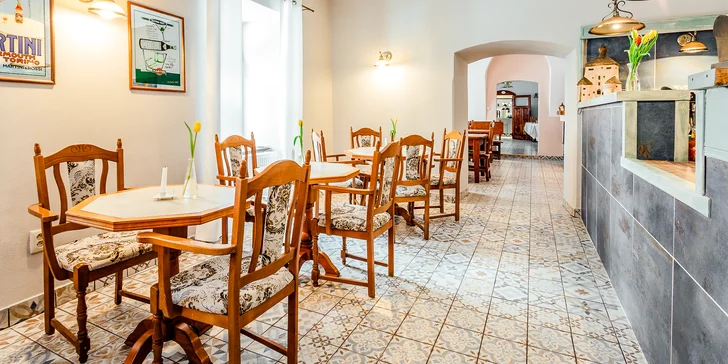 Vkusné ubytovanie s polpenziou v historickom centre Banskej Štiavnice