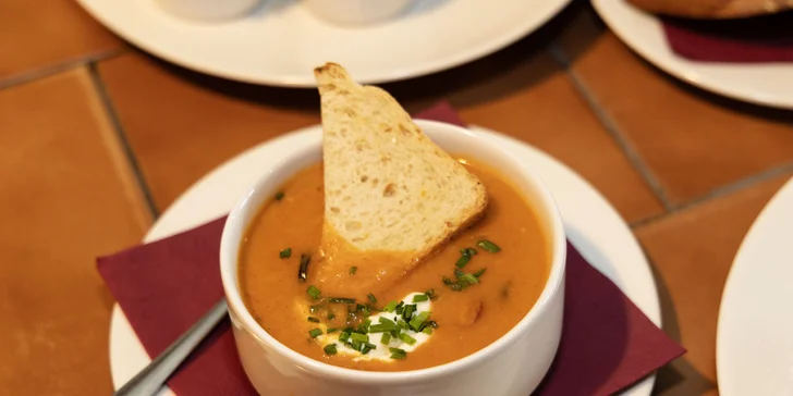 Pobyt v srdci Českého Švajčiarska: raňajky, 3-chodová večera aj privátne wellness