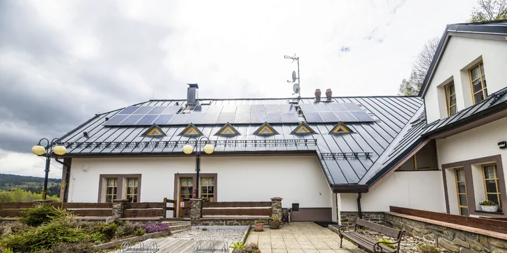 Pohodový pobyt na Šumave pri Kašperských Horách: ubytovanie s raňajkami alebo polpenziou