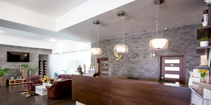 Klasická aj wellness pedikúra s možnosťou lakovania alebo gél laku