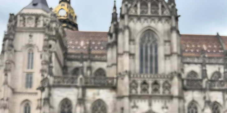 Soupculture Košice – polievka podľa výberu podávaná v jedlom chlebovom poháriku