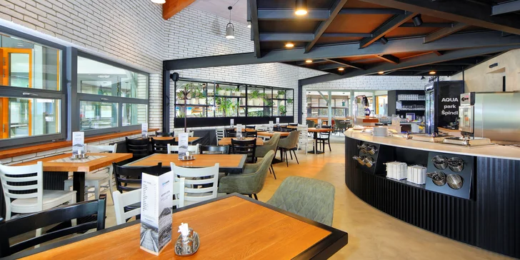 Resort Špindl pod Medvědínom: hotel pri lanovke, raňajky alebo polpenzia, vstupy do aquaparku