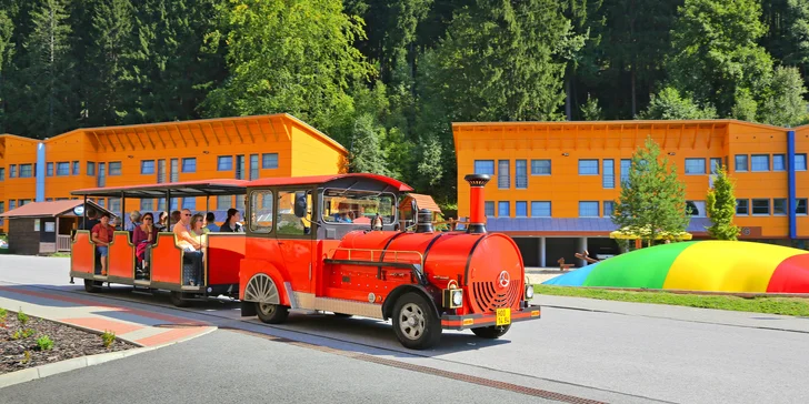 Resort Špindl pod Medvědínom: hotel pri lanovke, raňajky alebo polpenzia, vstupy do aquaparku