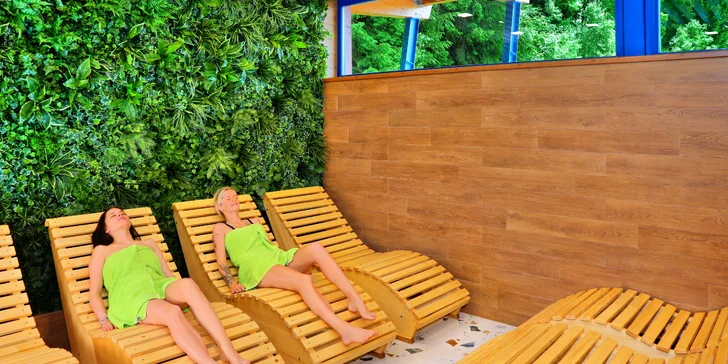 Resort Špindl pod Medvědínom: hotel pri lanovke, raňajky alebo polpenzia, vstupy do aquaparku