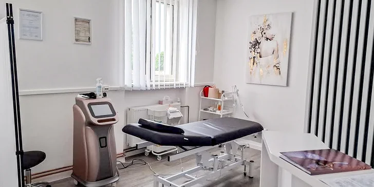 Neinvazívny facelifting pomocou mikroihličkovej frakčnej (MF) rádiofrekvencie: okolie očí, čelo alebo celá tvár