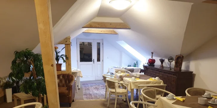 Romantický pobyt v apartmánoch v hoteli Zámeček na Čeladnej: raňajky a privátne wellness