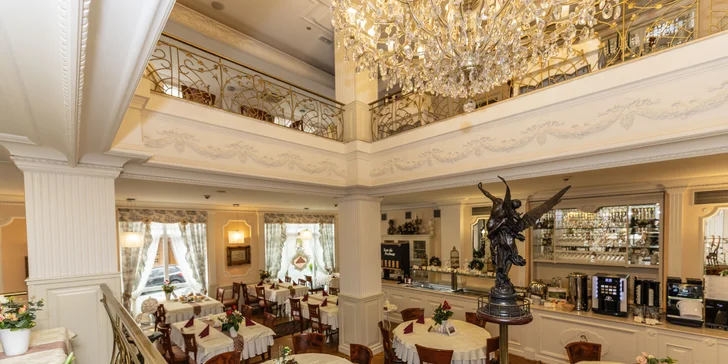 Pobyt v Karlových Varoch s raňajkami alebo polpenziou, neobmedzeným wellness aj masážou