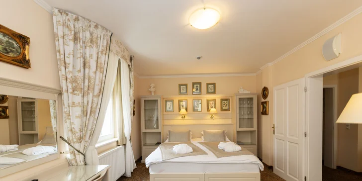 Pobyt v Karlových Varoch s raňajkami alebo polpenziou, neobmedzeným wellness aj masážou