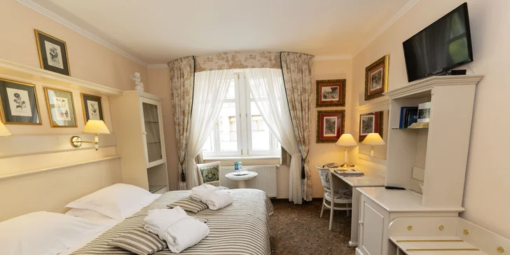 Pobyt v Karlových Varoch s raňajkami alebo polpenziou, neobmedzeným wellness aj masážou