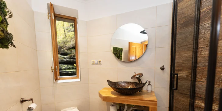 Pobyt v tajuplnej Starej plynárně v Hřensku s raňajkami alebo bez stravy