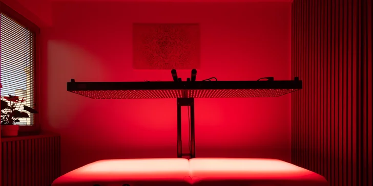 Masáž na lôžku CERAGEM alebo terapia infračerveným svetlom MITO Light