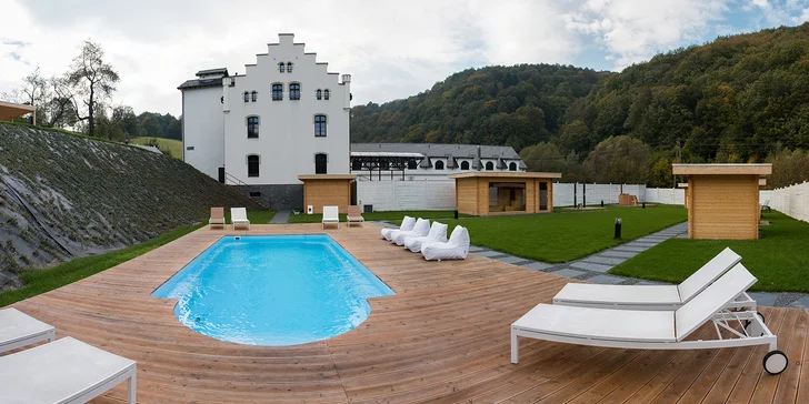 Pobyt na zámku v Poľsku: jedlo, neobmedzený wellness aj balíčky s masážou