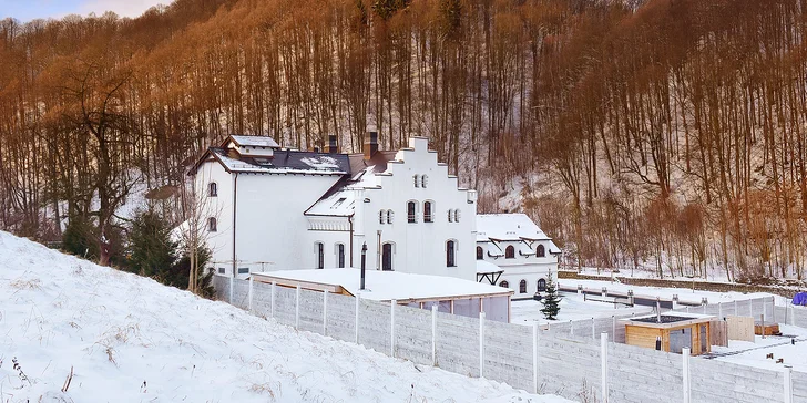 Pobyt na zámku v Poľsku: jedlo, neobmedzený wellness aj balíčky s masážou