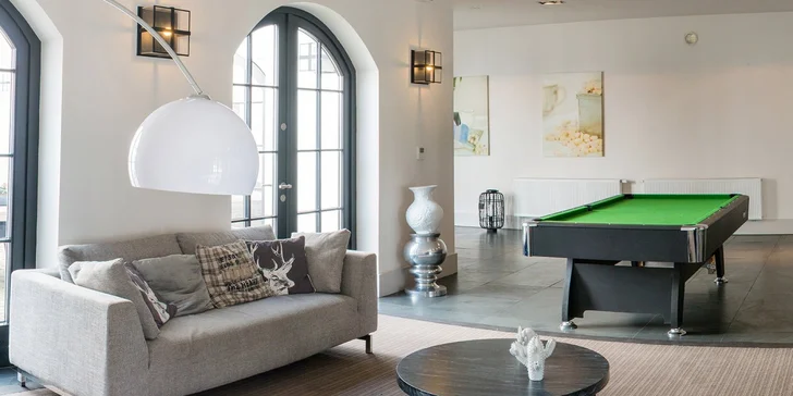 Pobyt na zámku v Poľsku: jedlo, neobmedzený wellness aj balíčky s masážou