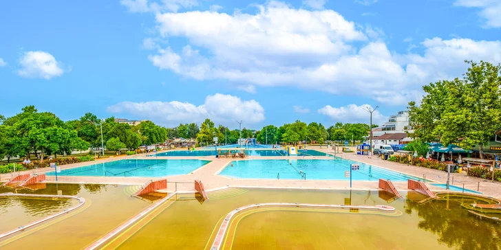 Božský relax pri najväčšom kúpeľnom komplexe v Európe: noblesný 4* hotel v Hajdúszoboszló so stravou