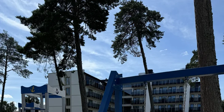 Rodinná dovolenka pri Baltiku: wellness rezort pri pláži, raňajky aj polpenzia, vyžitie pre deti