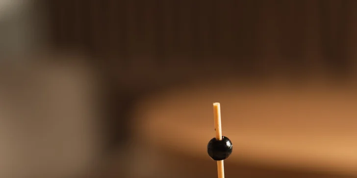 Raňajky pre dvoch v BENZE: párky, plnený croissant, omeleta, šunkovo-syrový tanier a iné