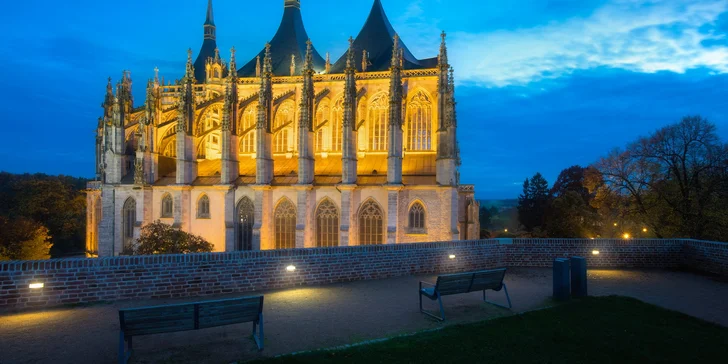 Romantický pobyt v Kutnej Hore: moderné izby s raňajkami, vínom aj možnosťou vírivky