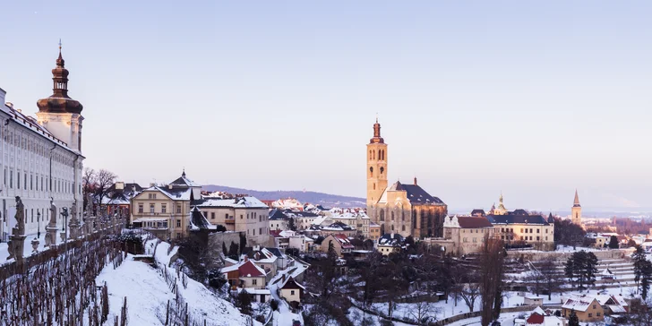 Romantický pobyt v Kutnej Hore: moderné izby s raňajkami, vínom aj možnosťou vírivky