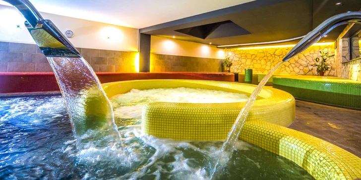 Luxusná dovolenka na zámku: neobmedzený wellness aj polpenzia, 2 deti ZADARMO