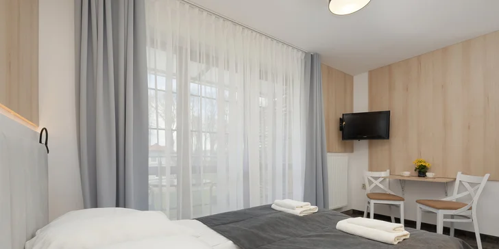 Pobyt v obci Rewal pri Balte, 45 km od Międzyzdrojów: vila 200 m od pláže, strava aj wellness