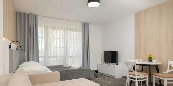 Pobyt v obci Rewal pri Balte, 45 km od Międzyzdrojów: vila 200 m od pláže, strava aj wellness