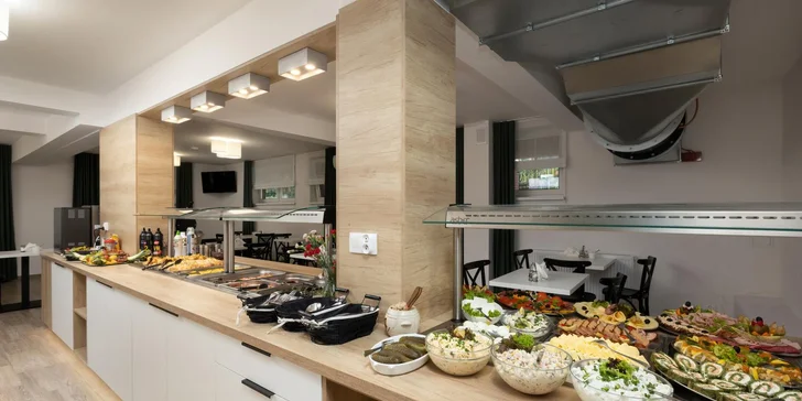 Pobyt v obci Rewal pri Balte, 45 km od Międzyzdrojów: vila 200 m od pláže, strava aj wellness