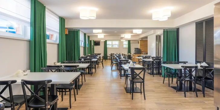 Penzión v baltskej dedine Rewal 400 m od piesočnatej pláže: raňajky alebo polpenzia aj neobmedzený wellness