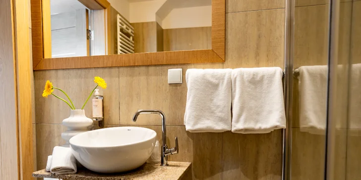 Historické centrum Gdaňsku: ubytovanie v modernom hoteli aj pamiatky