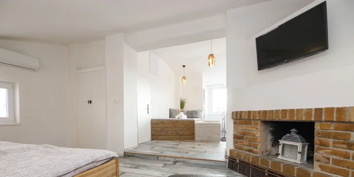 Romantika a oddych v srdci Znojma: pobyt s infrasaunou na izbe aj pivným či vínnym kúpeľom