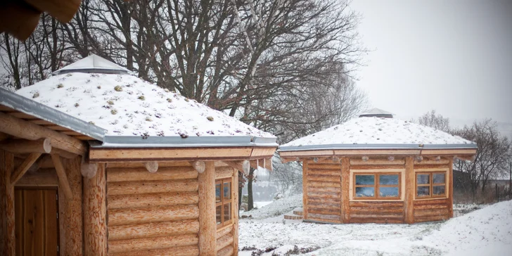 Dovolenka v rozprávkovom Hobitíne pod Orlickými horami pre pár aj rodinu