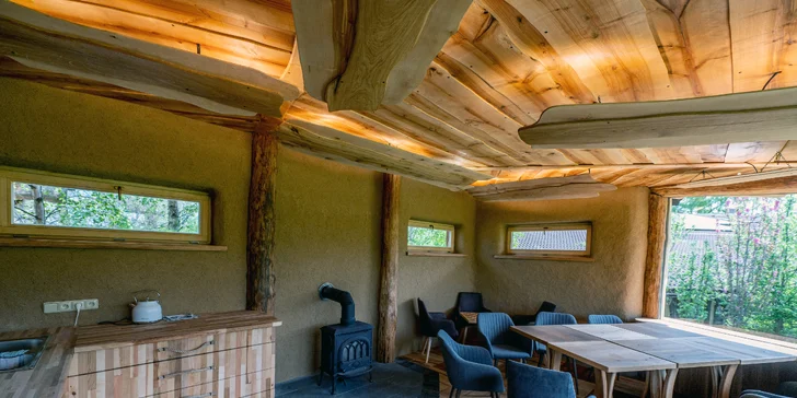 Dovolenka v rozprávkovom Hobitíne pod Orlickými horami pre pár aj rodinu