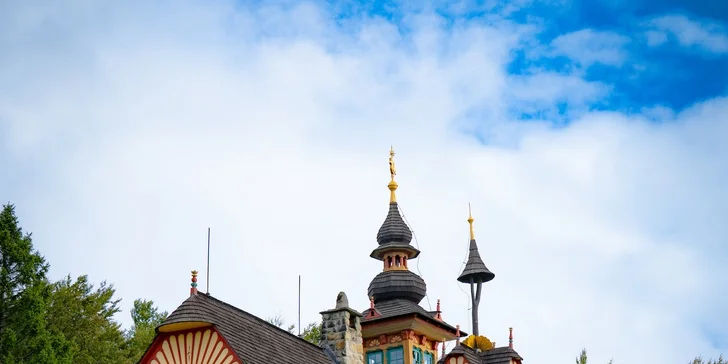 Jurkovičove útulne na Pustevnách: pobyt s raňajkami aj večerou vo valašskej reštaurácii Libušín