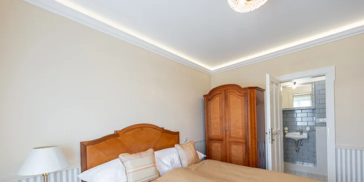 Príjemný pobyt na kaštieli neďaleko Valtíc a Lednice s raňajkami a privátnym wellness