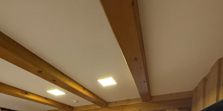 Pobyt priamo na vrchole Lysé hory: horská chata s polpenziou