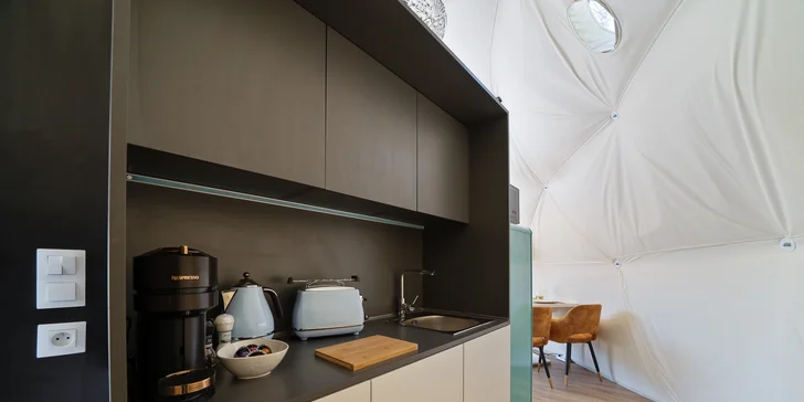 Pobyt v Špindlerovom Mlyne: moderný glampingový stan aj privátna infrasauna