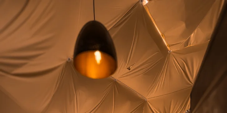 Pobyt v Špindlerovom Mlyne: moderný glampingový stan aj privátna infrasauna