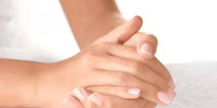 5,49 eur za krásne a žiarivé nechty vďaka japonskej manikúre v Štúdiu 25 v Košiciach! Ozdravte vaše nechty a dodajte im viac lesku, so zľavou 58 %!